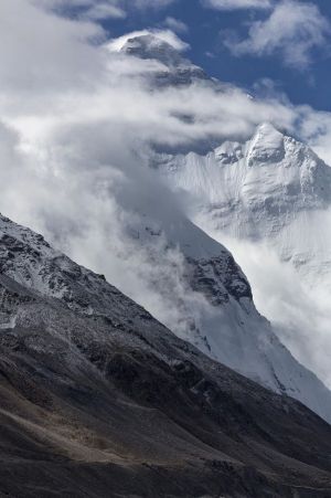 Факты об Эвересте, которые вы наверняка не слышали! Его первые покорители и самые удивительные из них!
